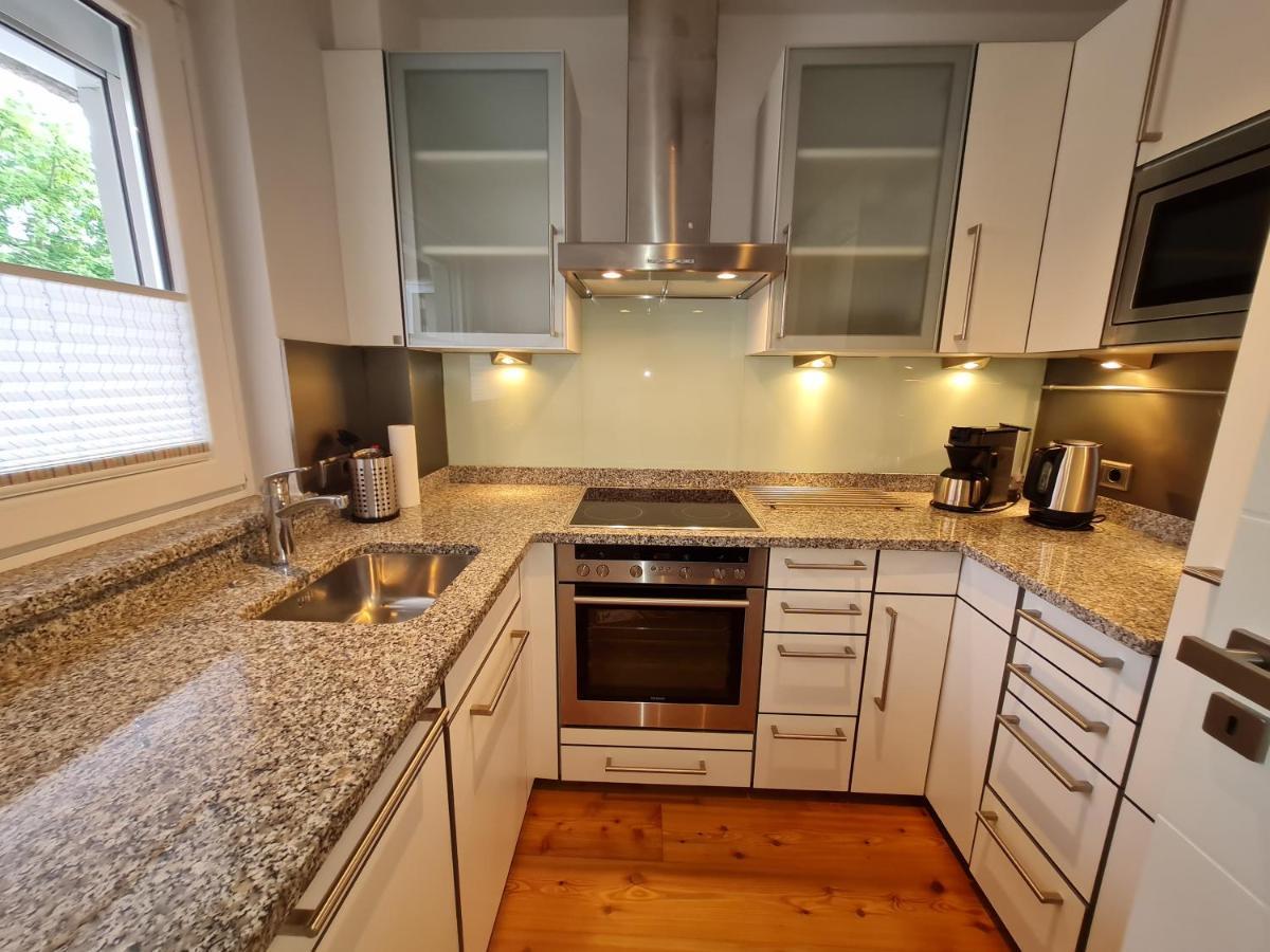 Wohnung Fleethoern - Zentral, Ruhig, Mit Parkplatz Und Balkon Kiel Dış mekan fotoğraf